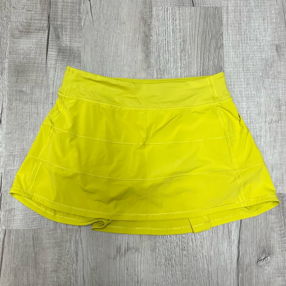 Lululemon Pace Rival Mid-Rise Skirt *Tall in Yellow Serpentine Size 8